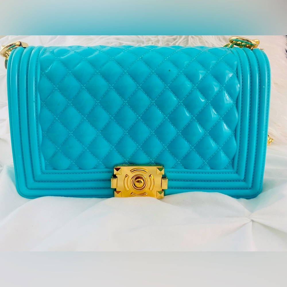 🔥QUILTED JELLY BAG🔥 NEON COLOR- BLUE 🔥USED